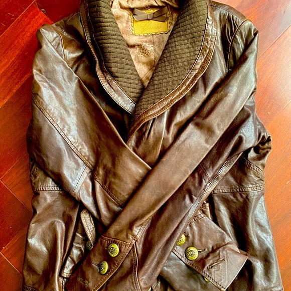 Guess Brown Leather Jacket - Picture 7 of 7